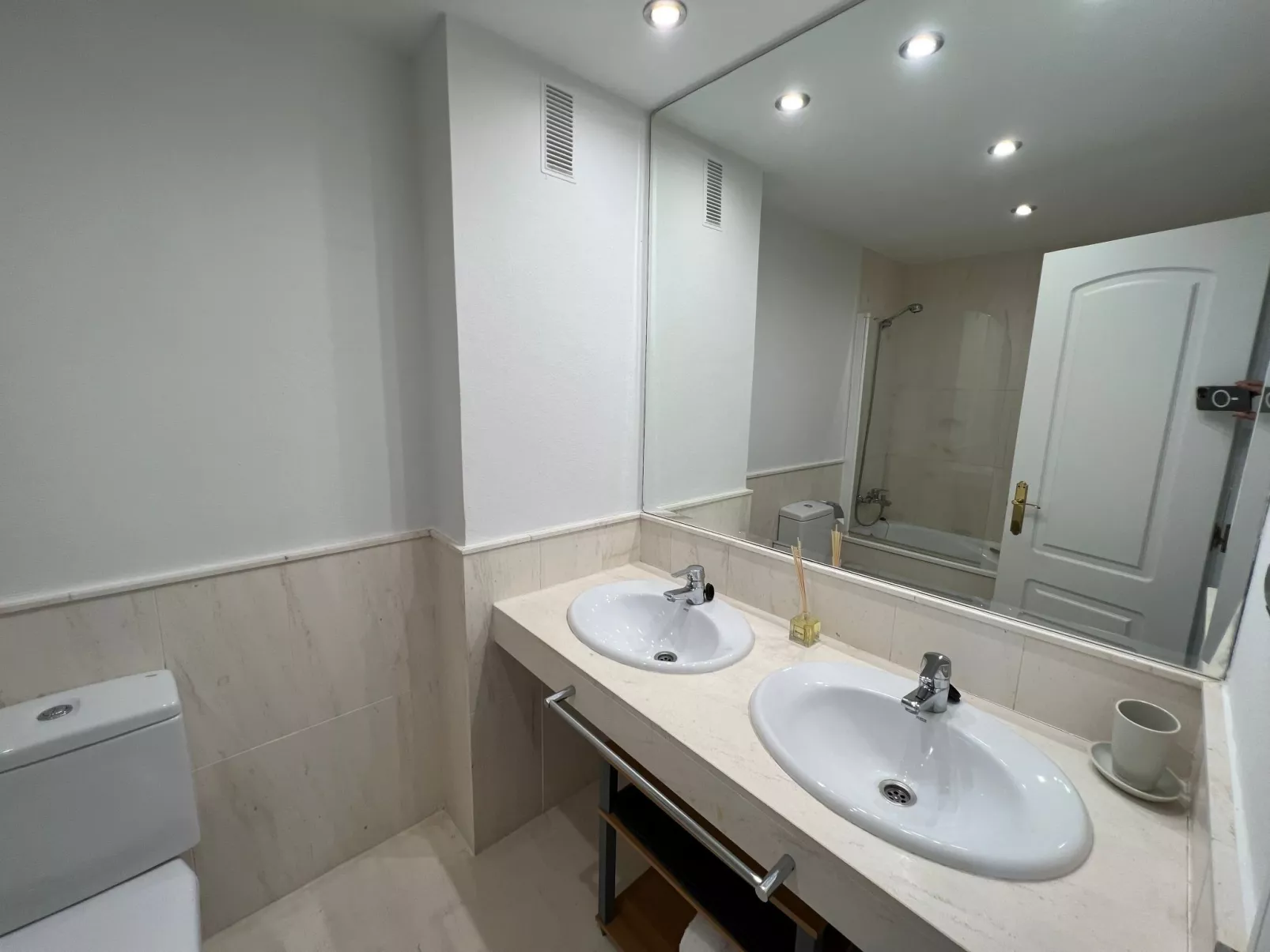 In Sitio De Calahonda mit Privatem Parkplatz und Meerblick