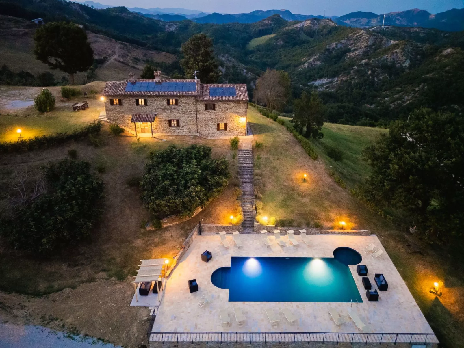 Ca Quattrocchi, Marcheholiday