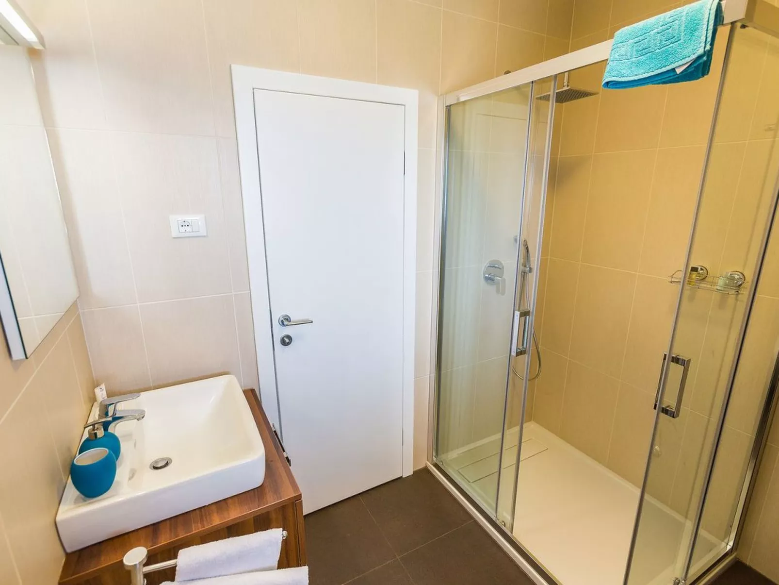 In Kavran mit Privatem Pool-Binnen