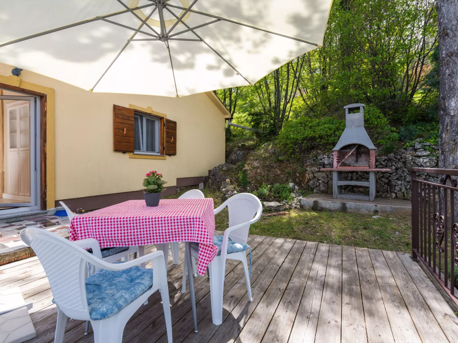 Elisa-Image-tags.info