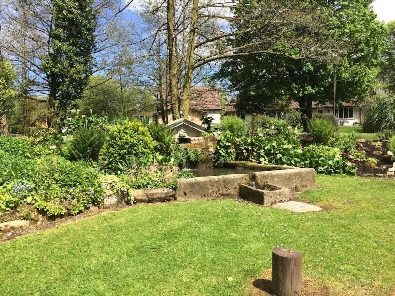Schönes Haus in Saint Tudy mit privatem Parkplatz-Buiten
