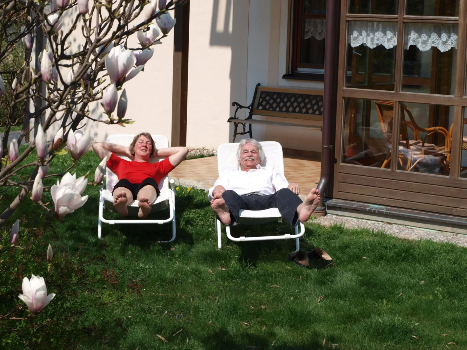 Herrliche Ferienwohnung mit Grill und Garten