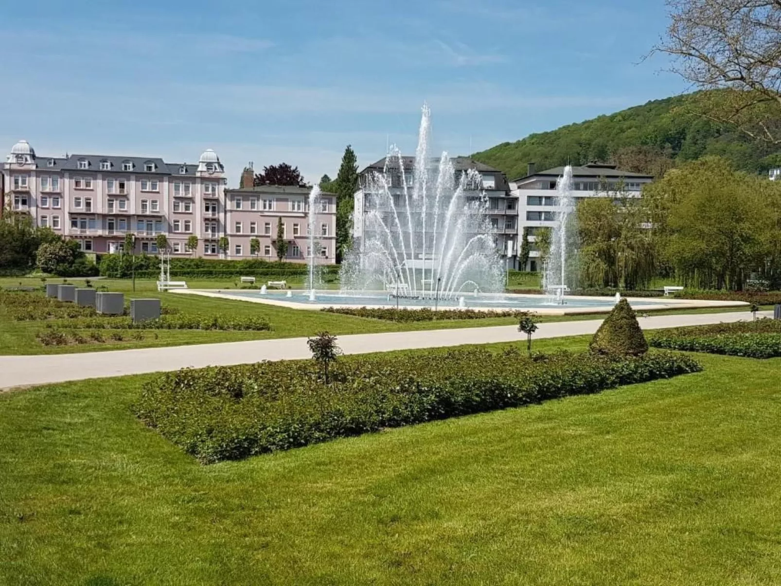 Große Wohnung mit Balkon in Bad Kissingen-Buiten