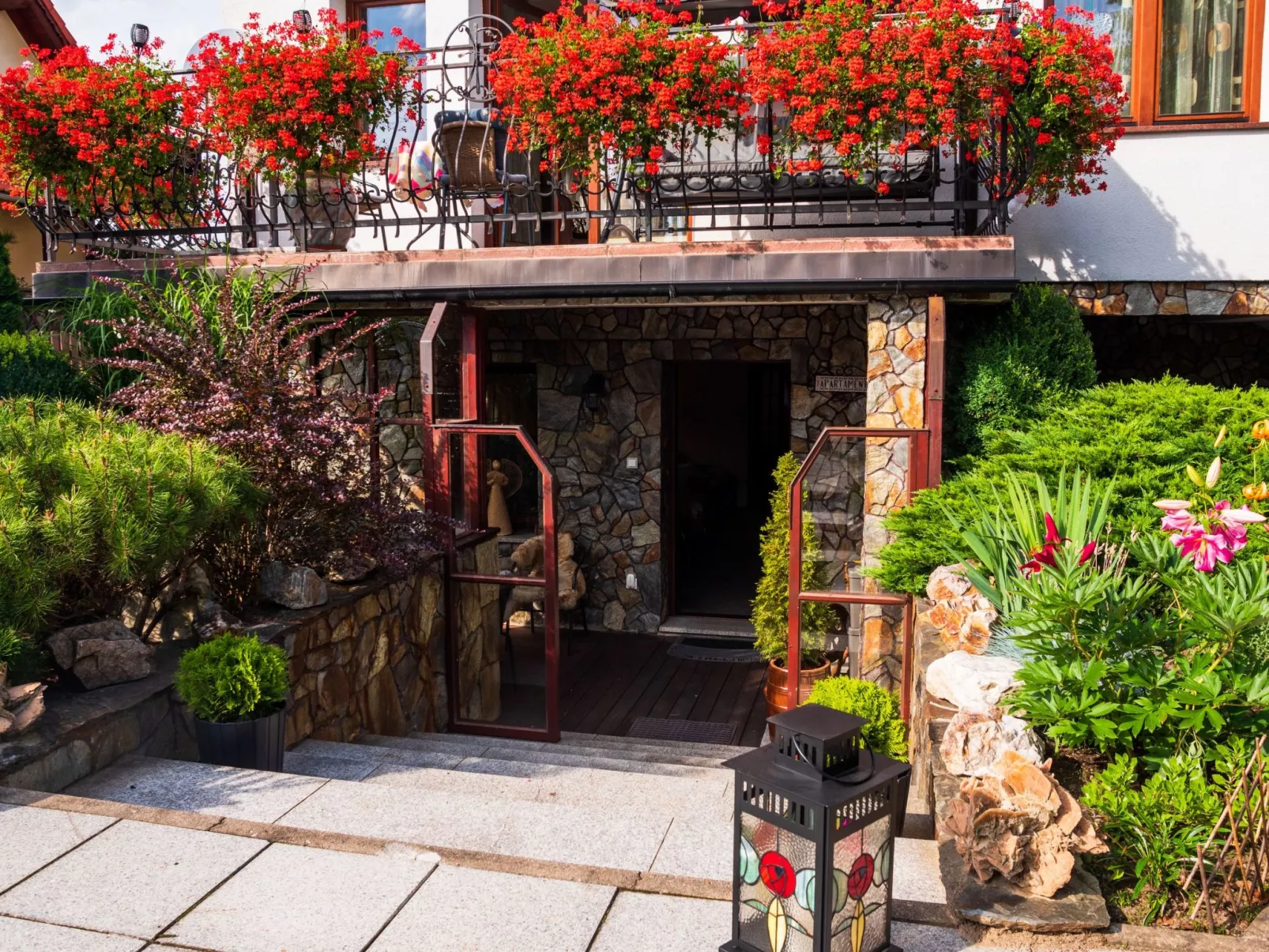 Wohnung mit Terrasse, Garten und Grill