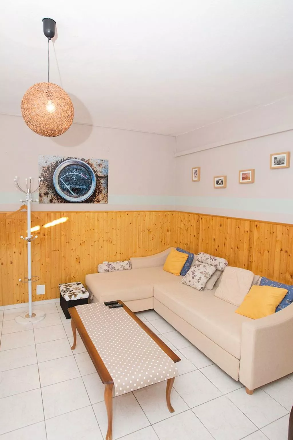 Villa "Sonnenblume" mit eigenem Garten und Grill-Binnen