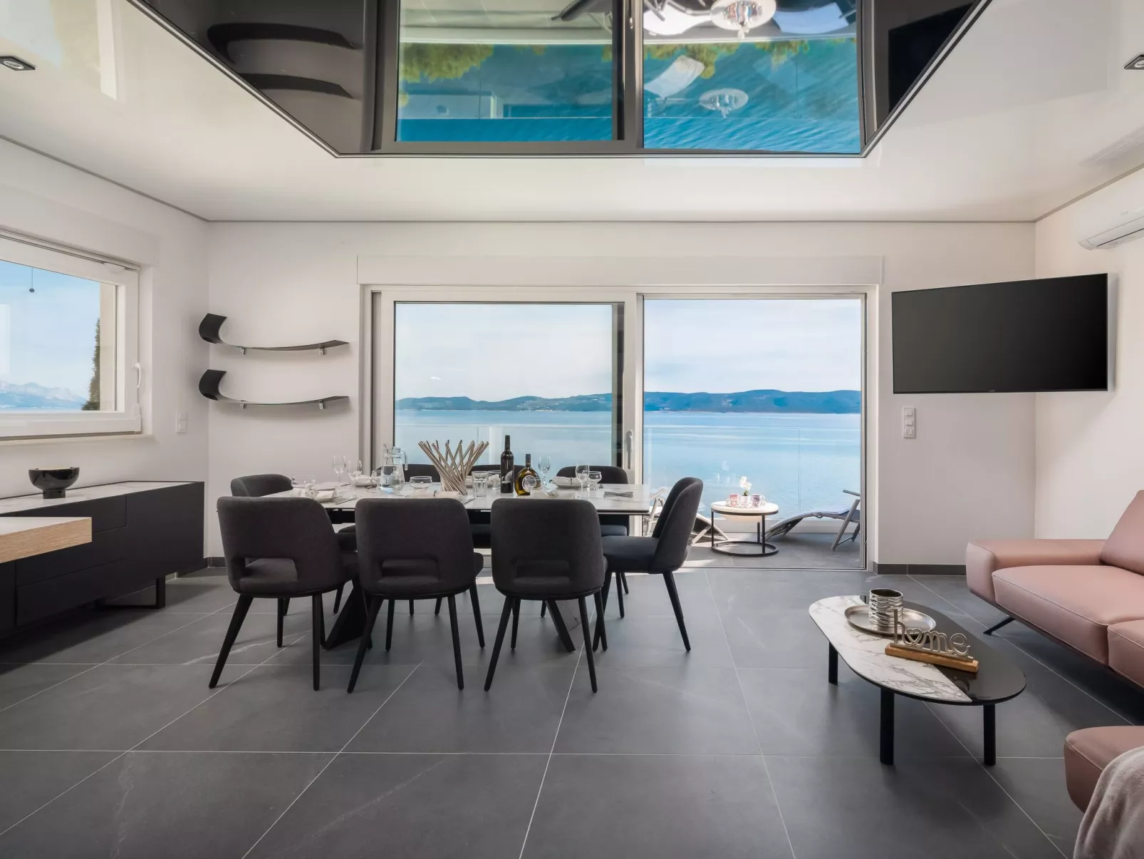 Villa am Strand - Privater beheizter Pool-Binnen