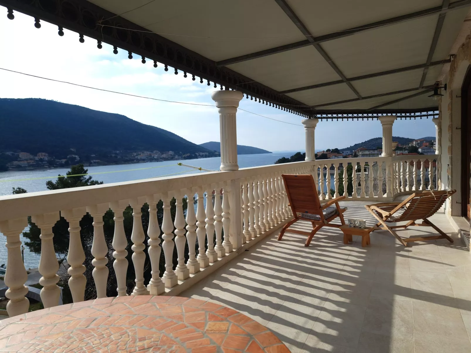 Penthouse-Wohnung mit spektakulärem Meerblick-Image-tags.info