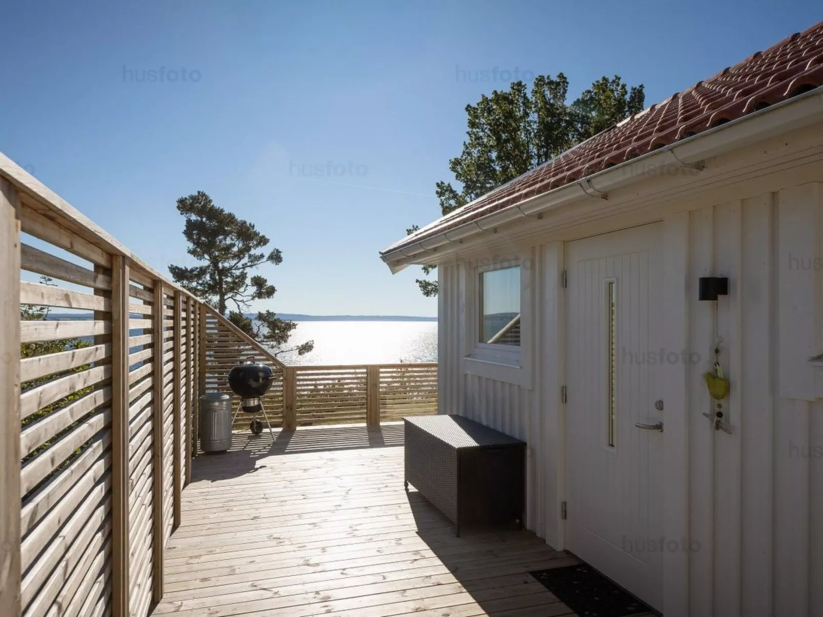 Ein  kleines Holzhaus-Buiten
