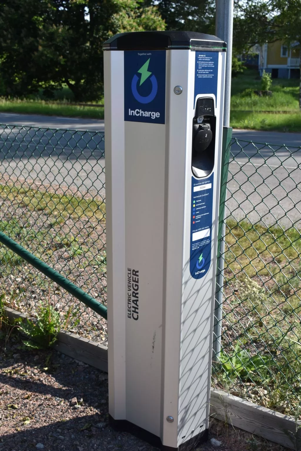 Typisch schwedisches Ferienhaus mit Garten-Buiten