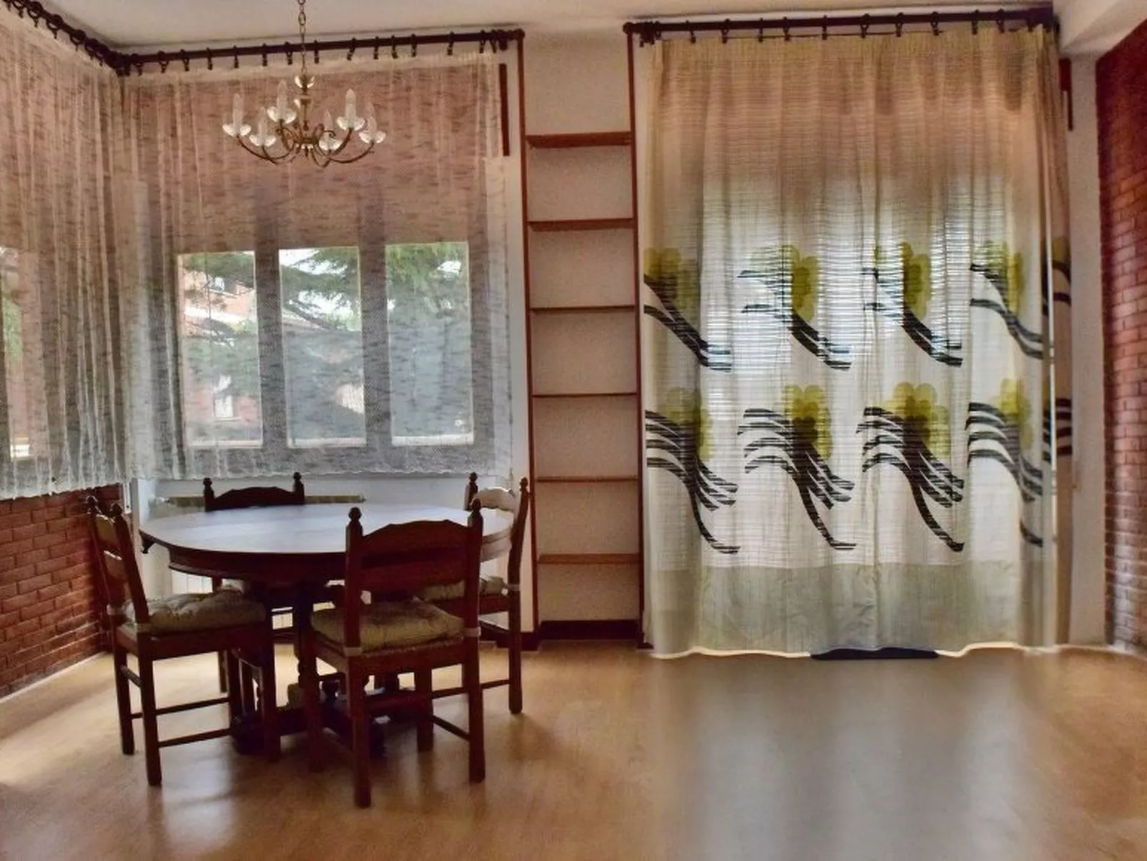 Penthouse mit großer Terrasse-Binnen