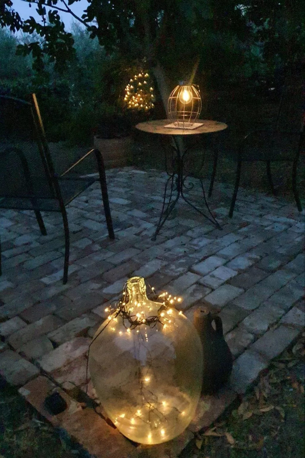 Steinhaus in Strandnähe mit Whirlpool