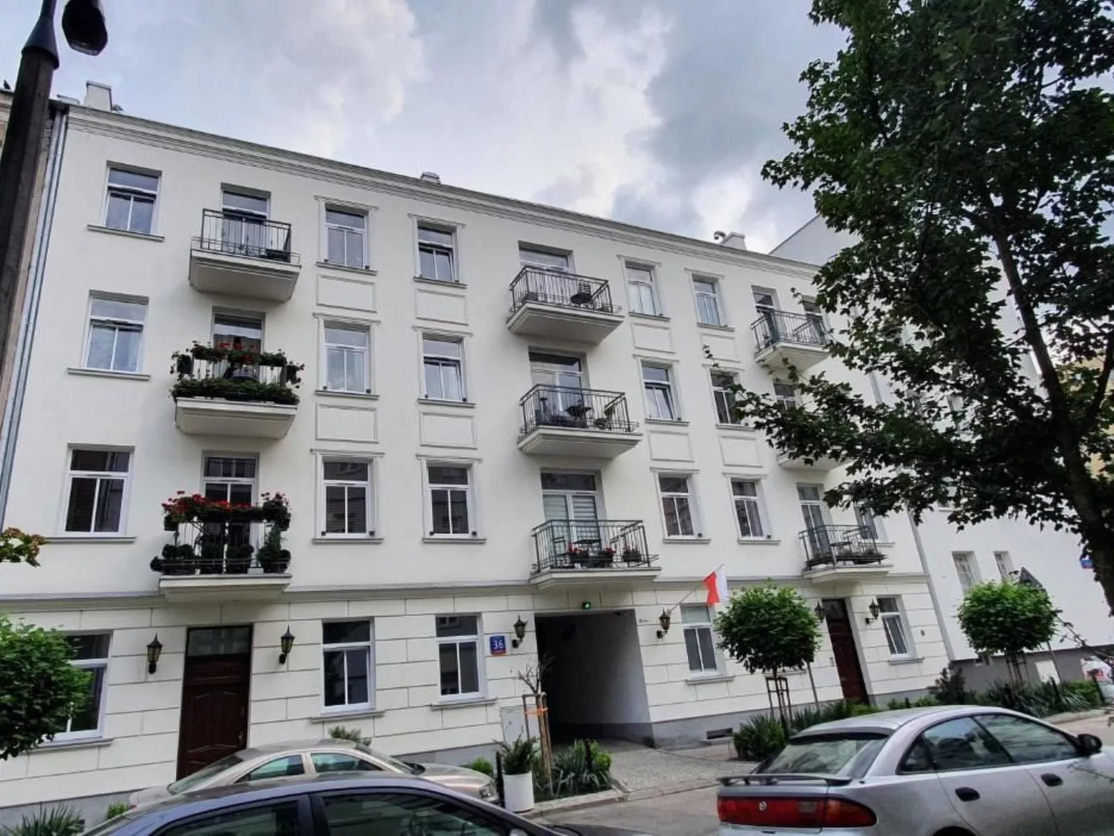 BESSERER PLATZ: Klassisches Warschau-Buiten