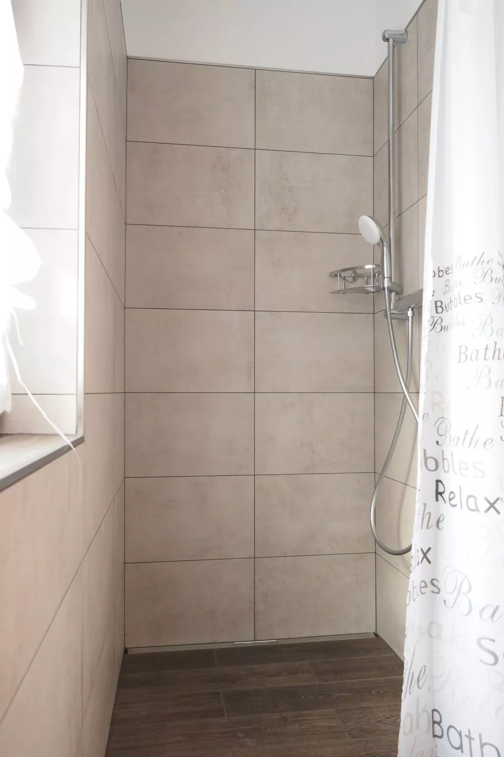 Ferienwohnunglatrop-Binnen