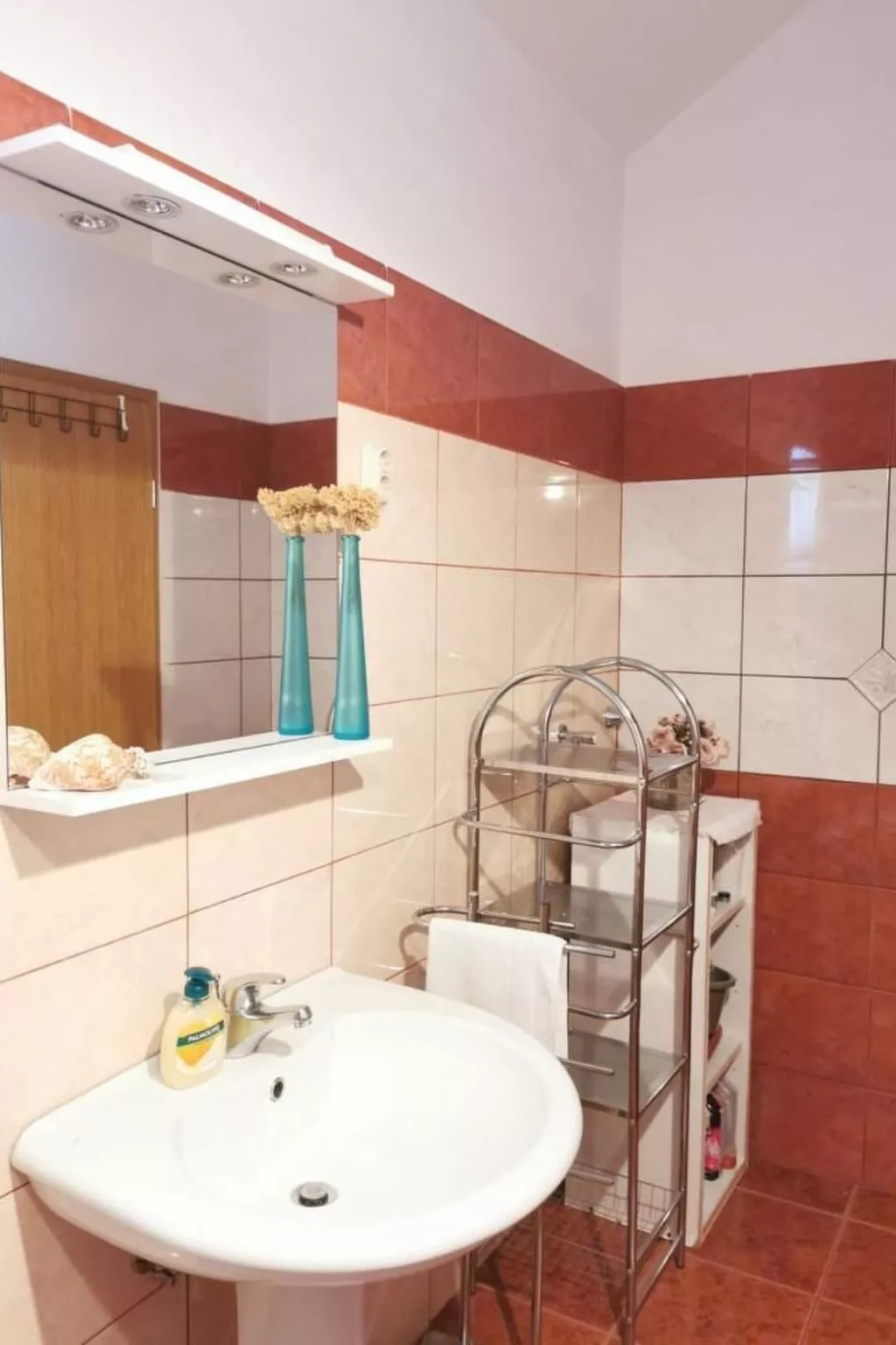 Für 3 Personen  + 1 Kind ca. 55 m&sup2; in Bol, Adriaküste Kroatien (Kroatische-Binnen