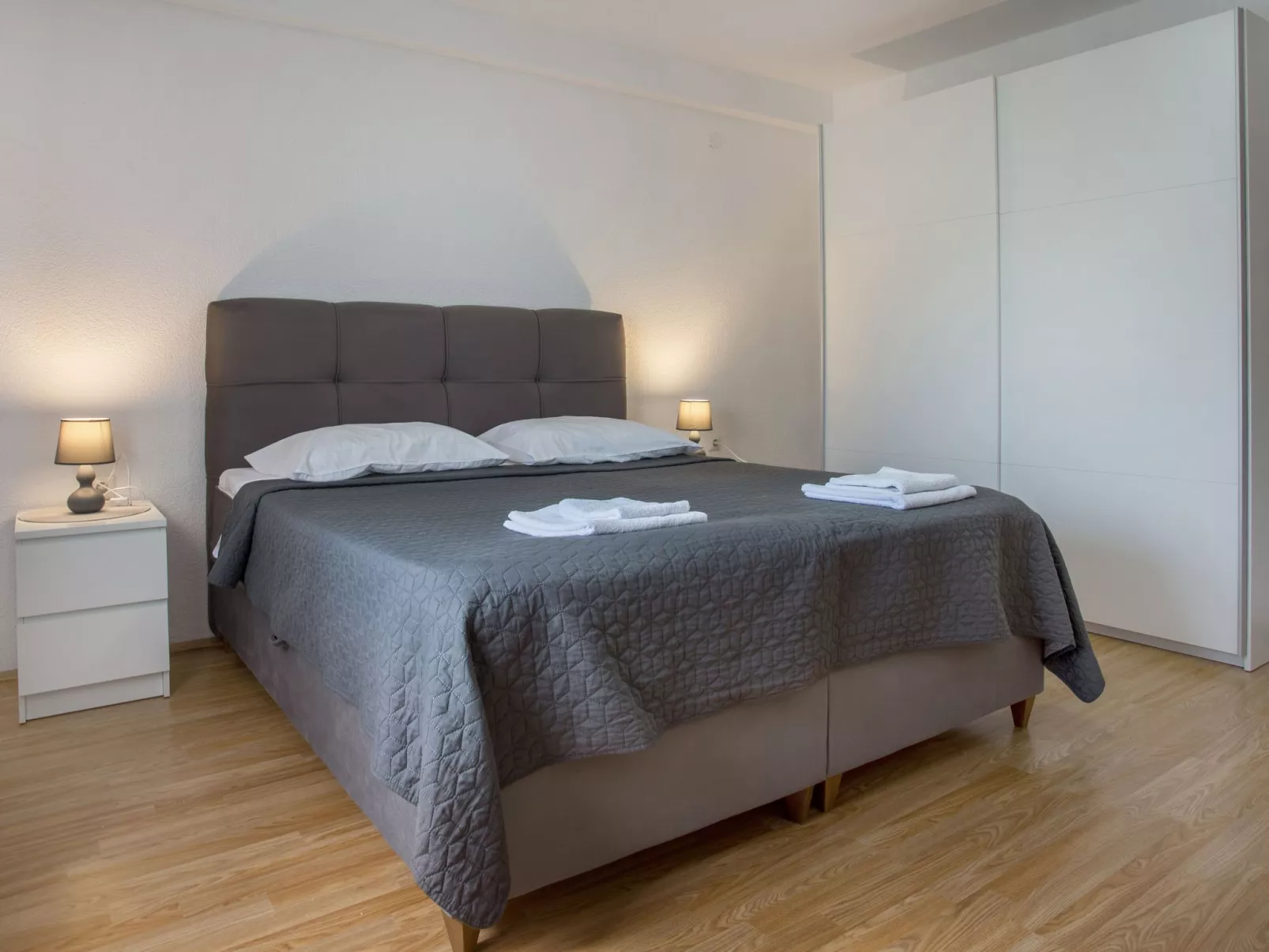 Ferienvilla , Schwimmbad, Imotski, Makarska-Image-tags.info