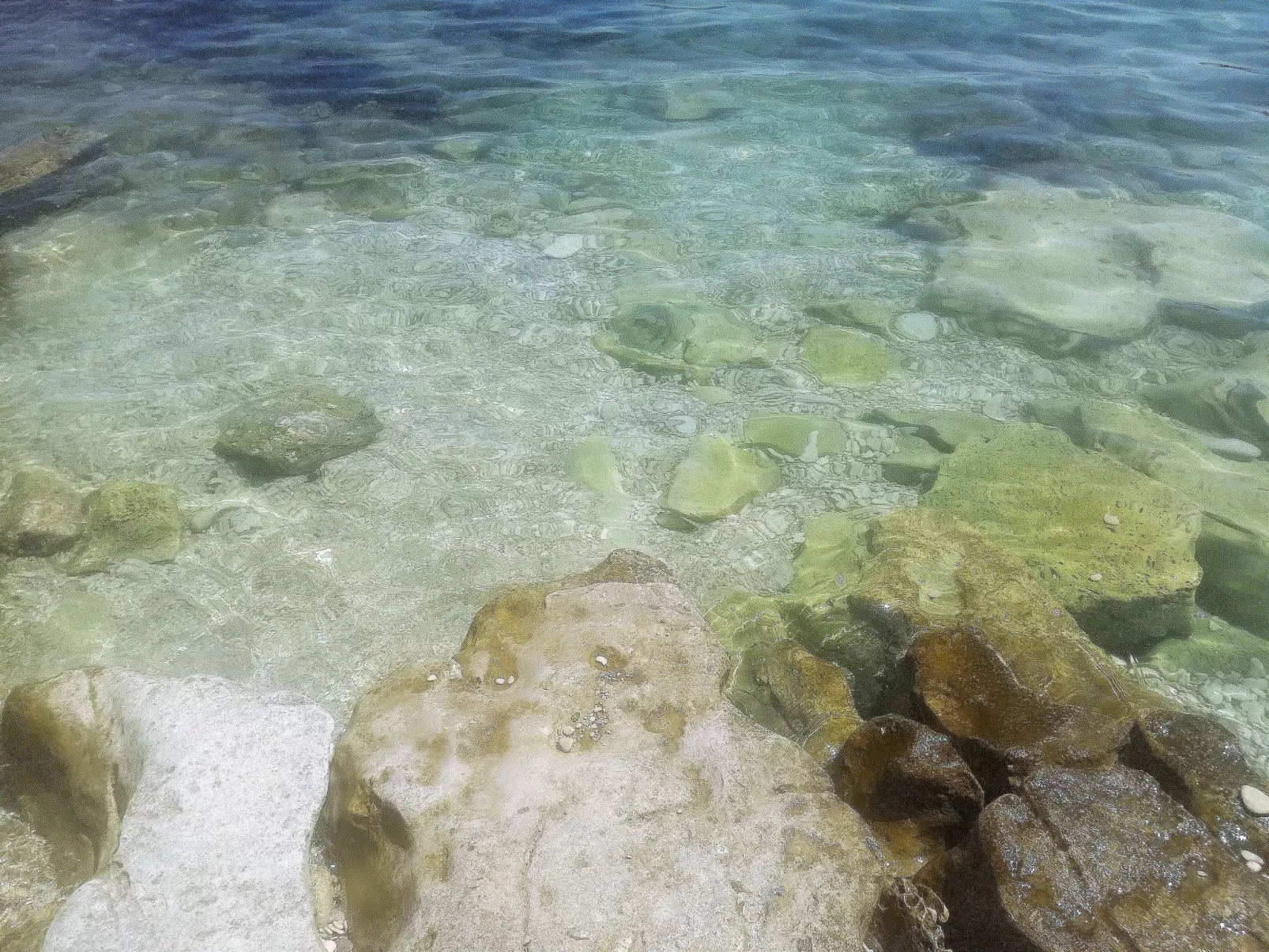 Komfortable, ruhige Erdgeschoss-Ferienwohnung-Buiten