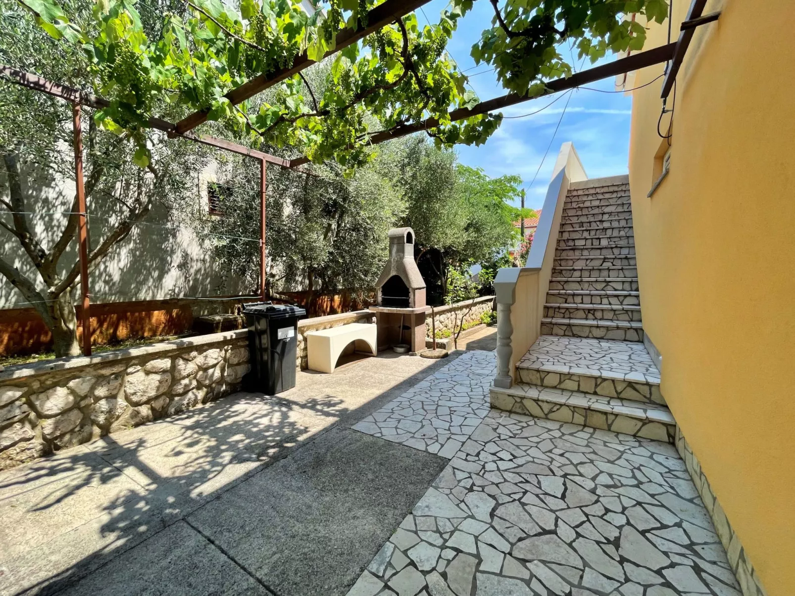 Apartment Mara-Image-tags.info