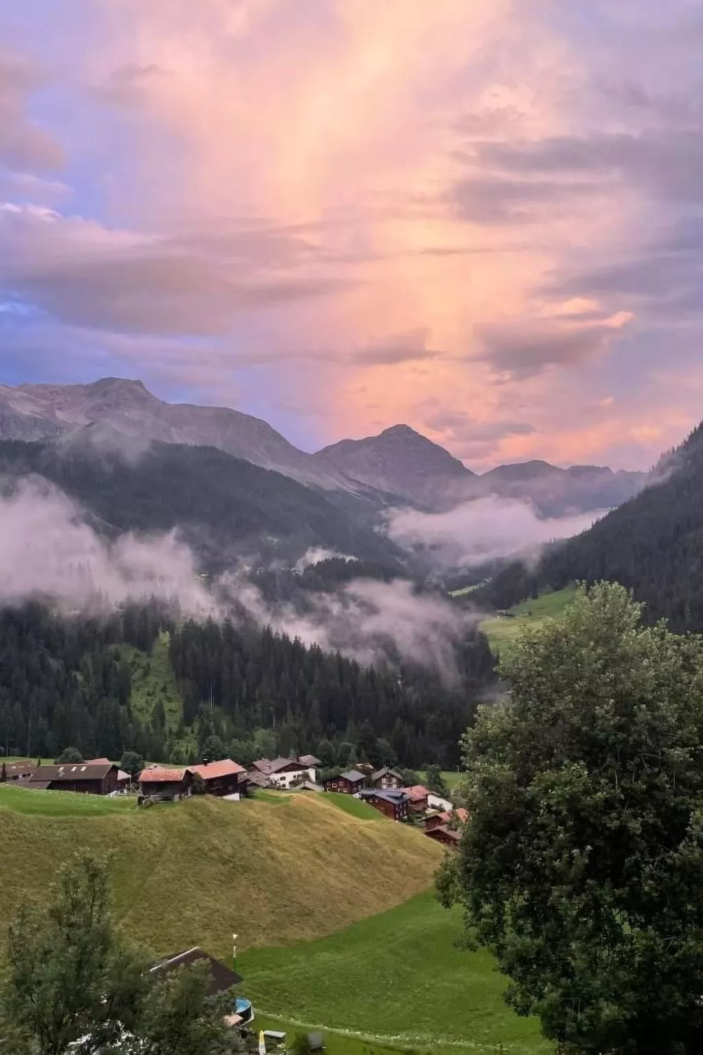 Cosey Family Chalet mit herrlichem Alpenblick