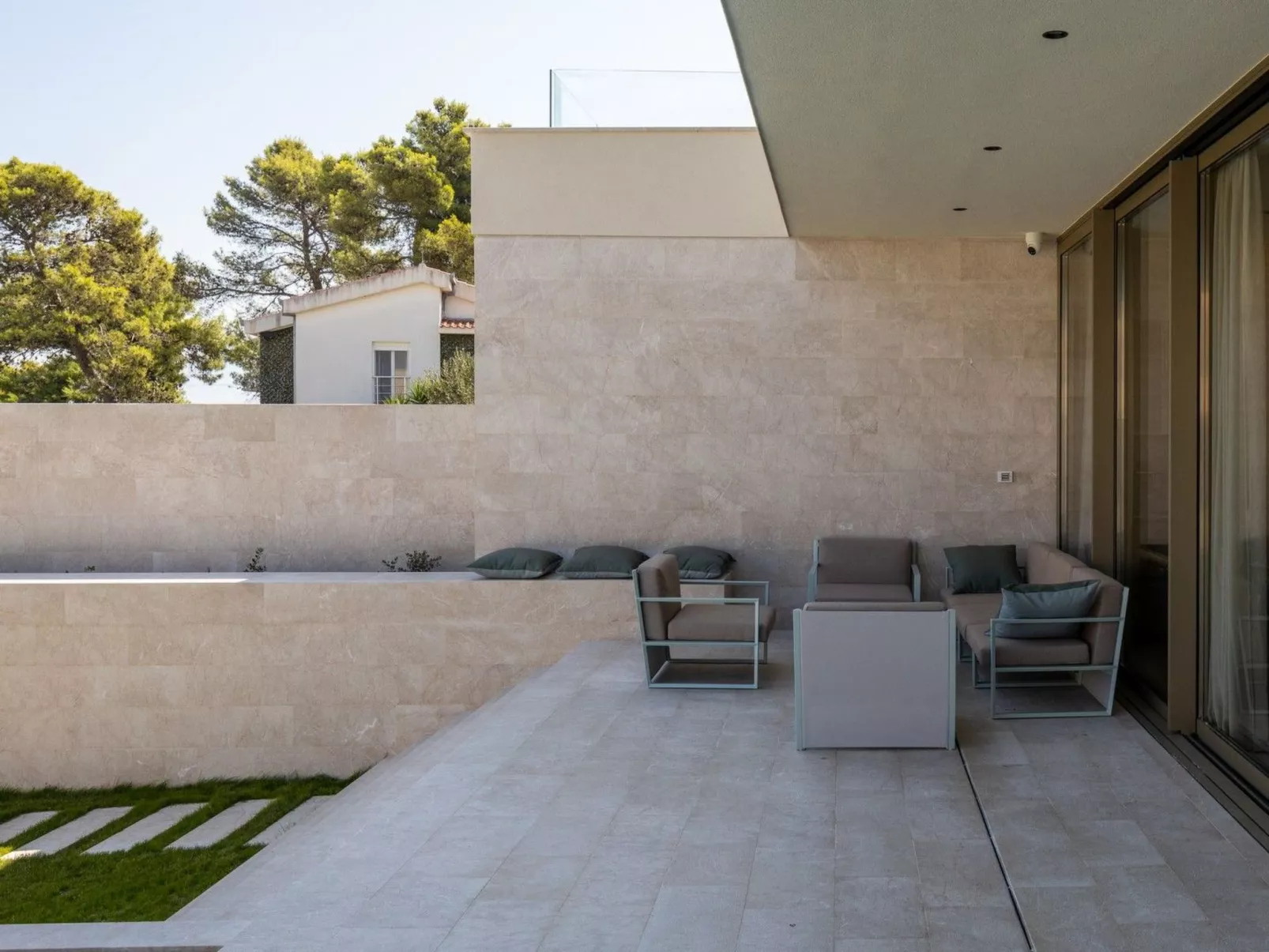 Luxuriöse Villa Aqua-Buiten