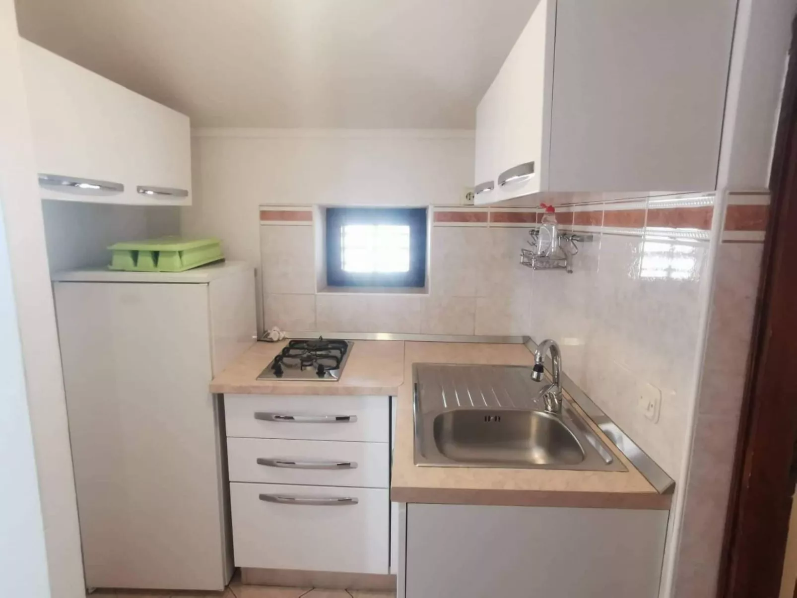 Für 2 Personen ca. 25 m&sup2; in Zubovici, Adriaküste Kroatien (Kroatische Inse