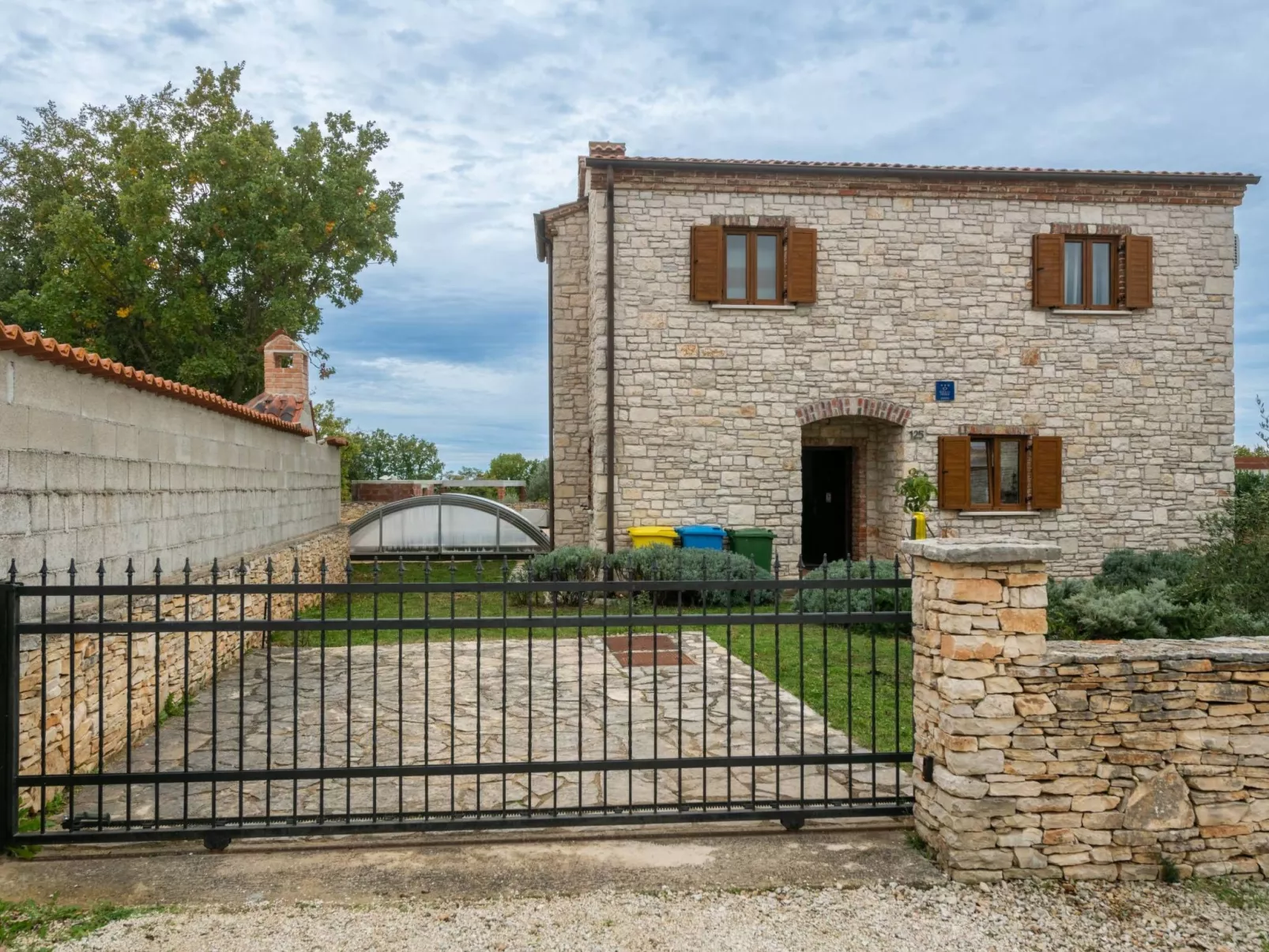 Villa Wish mit beheiztem Pool