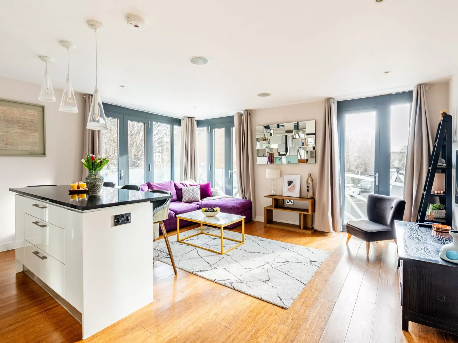 Moderne und stilvolle Wohnung mit eigenem Bad in der Nähe von Notting Hill und