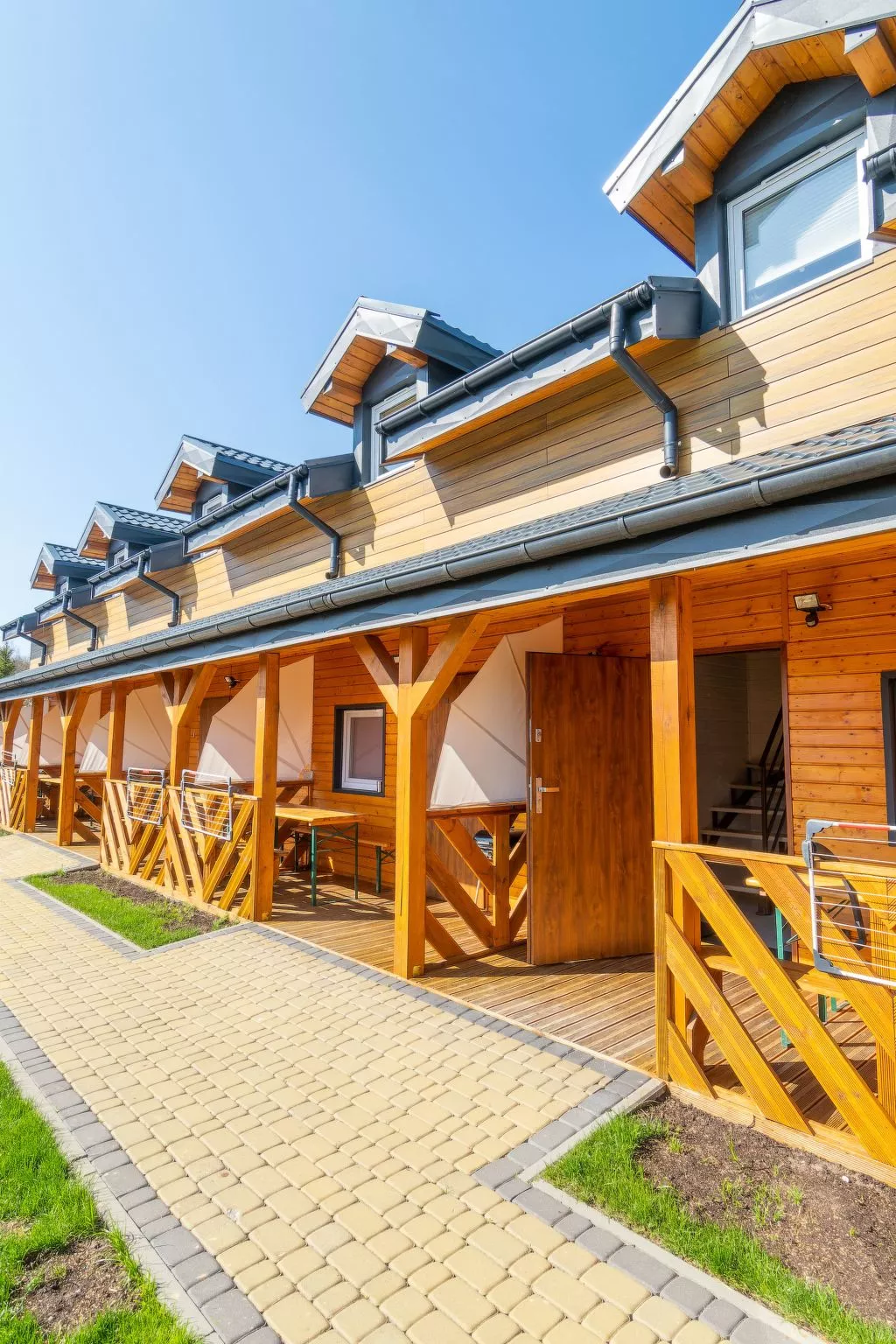 Trebor"-Häuser in einem eingezäunten Gebiet-Buiten