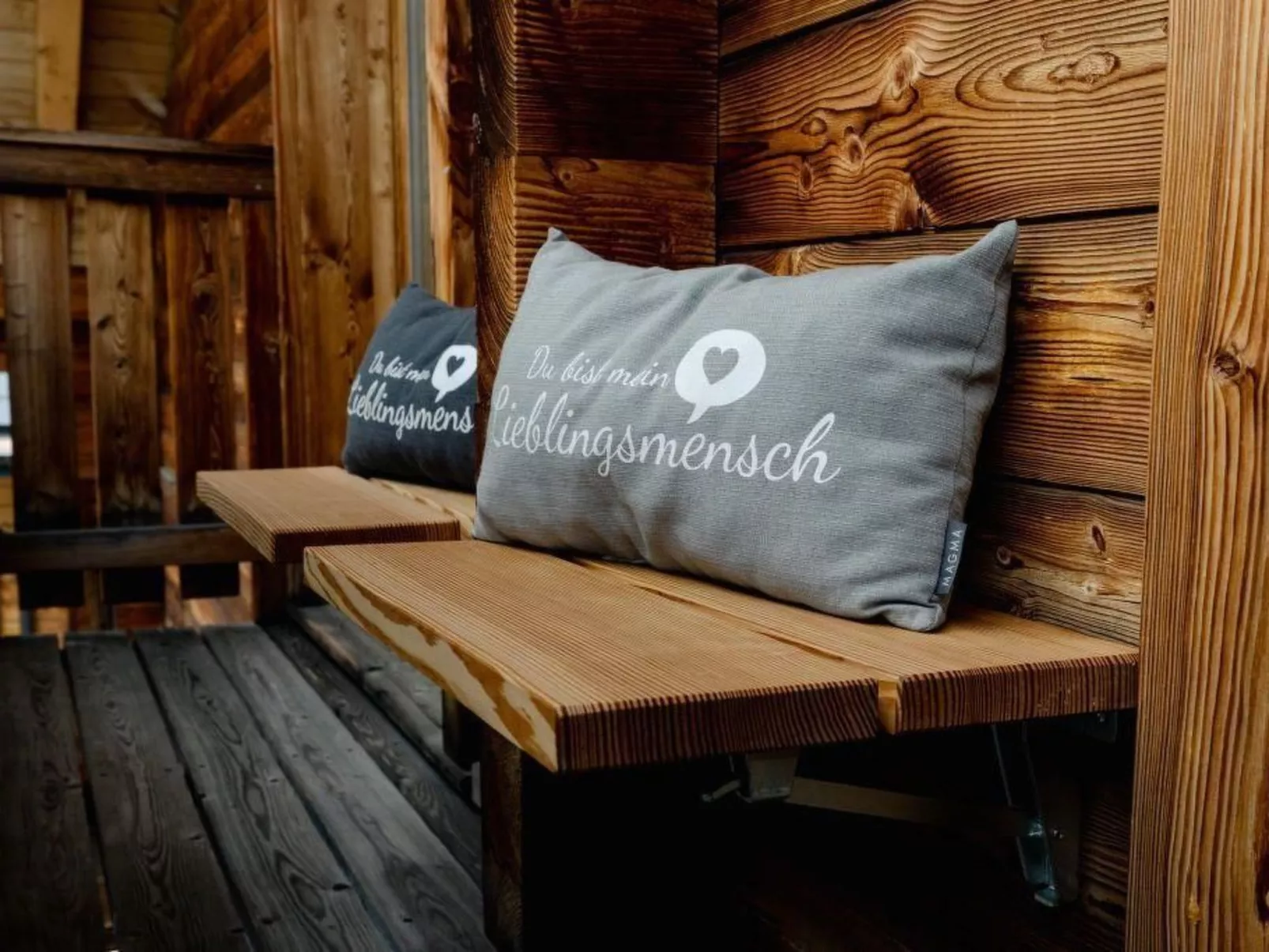 Mit Indoorrutschbahn