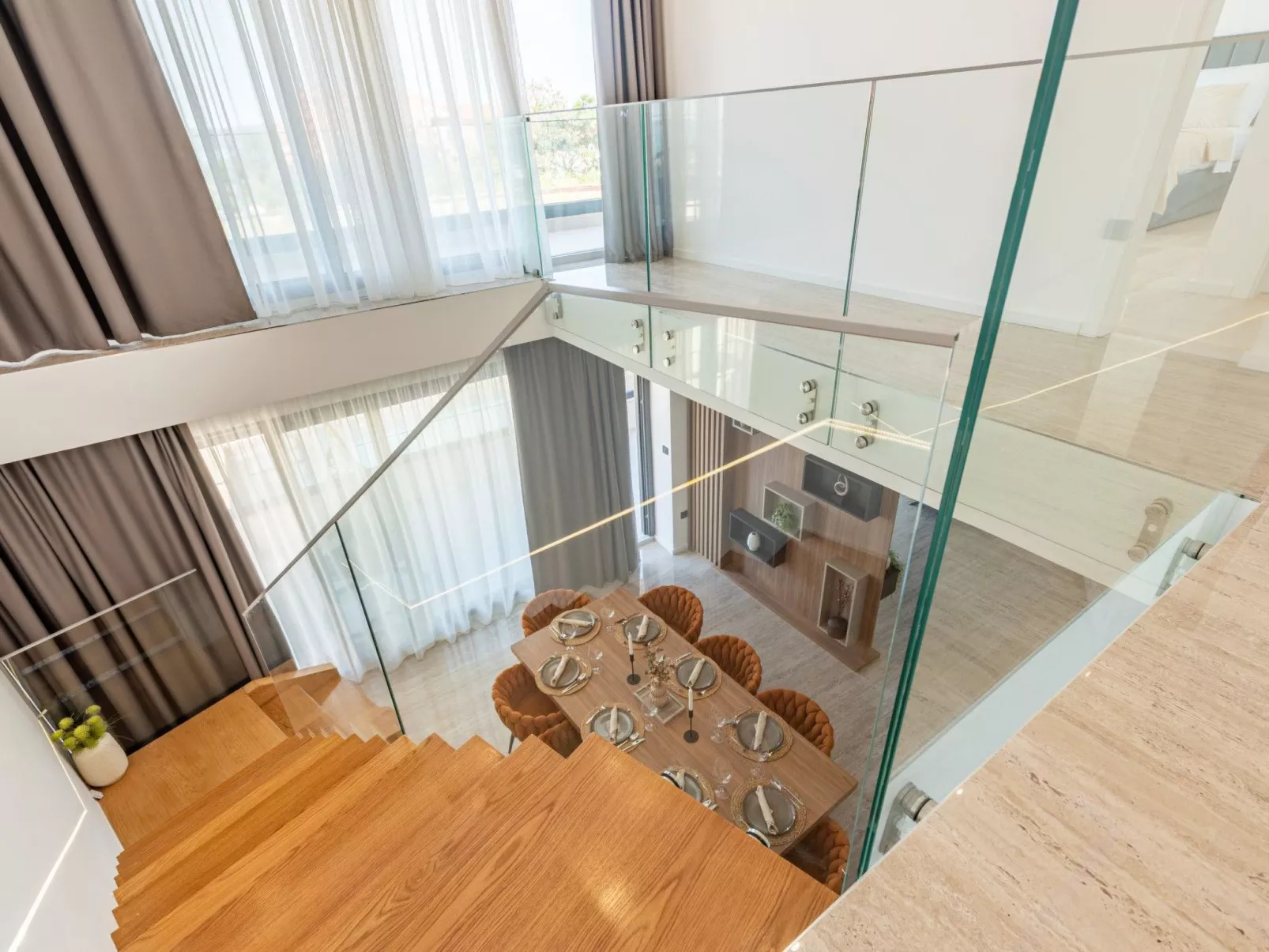 Villa Niksun-Image-tags.info