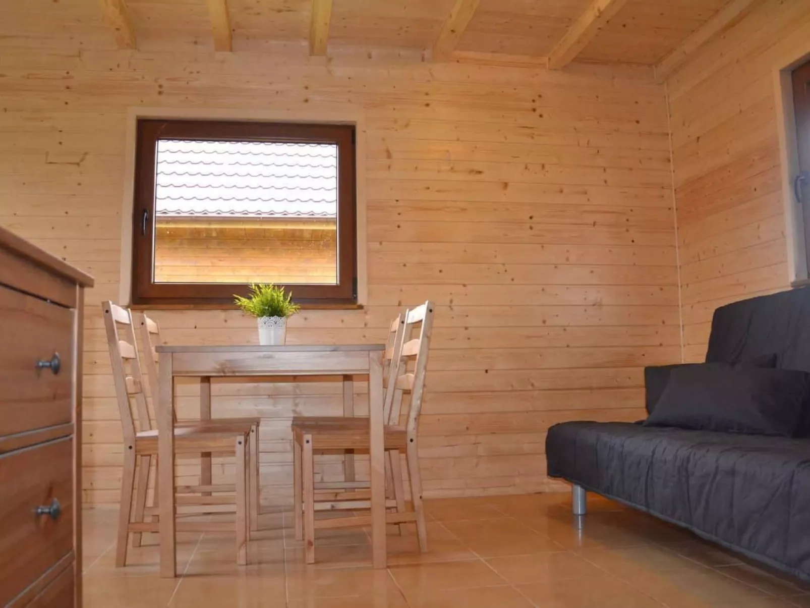 Modernes Ferienhaus in Biebrowo mit Grill, Garten und Terrasse-Image-tags.info