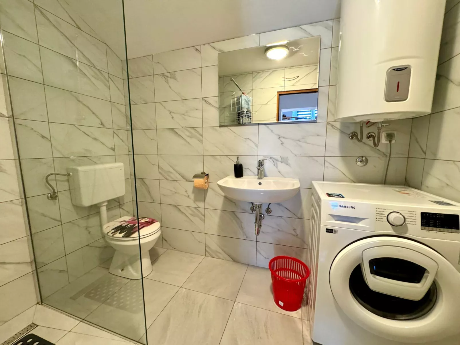 Adria-Image-tags.info