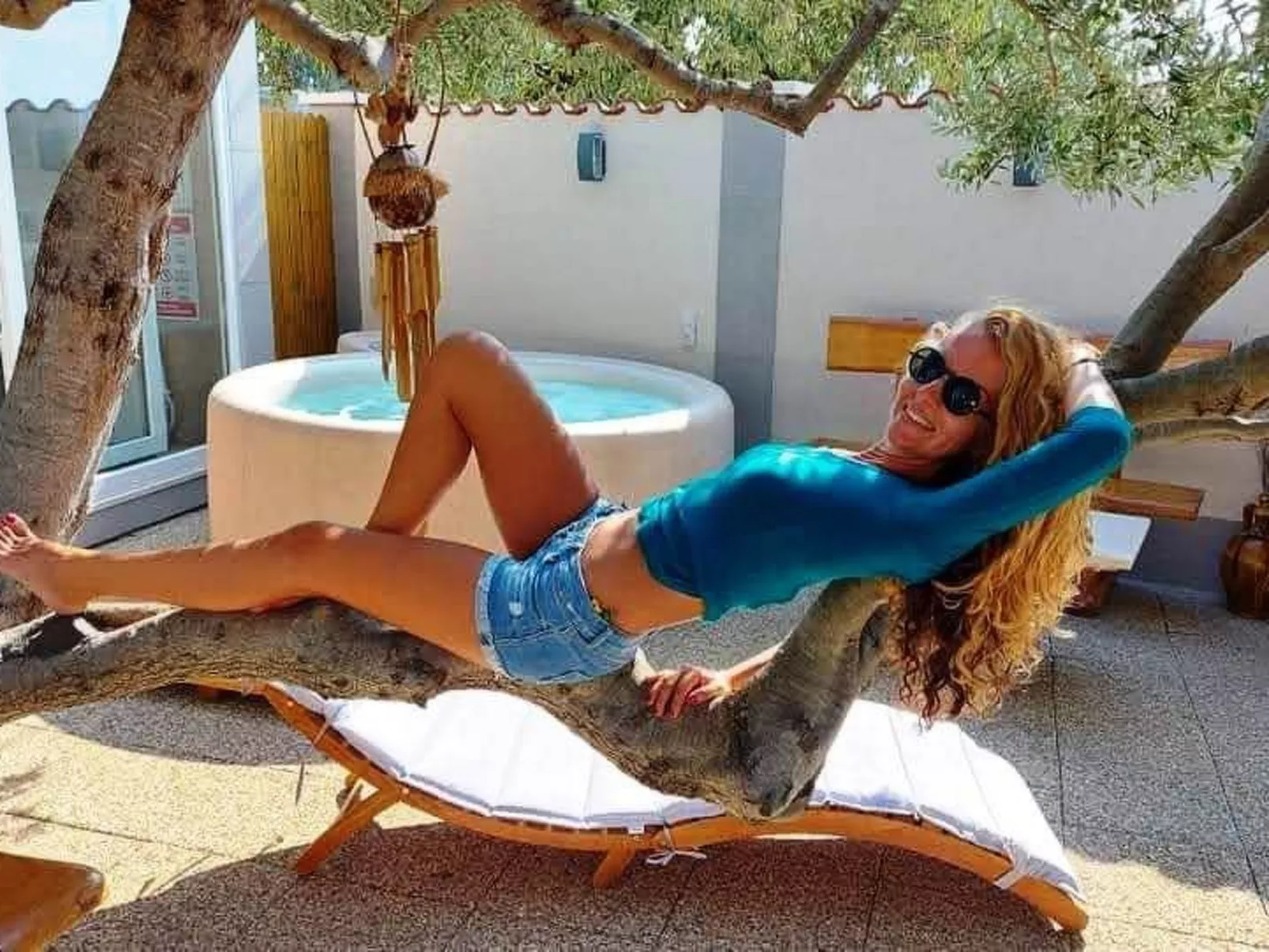 Manora Sucuraj Pool Gästehaus-Buiten