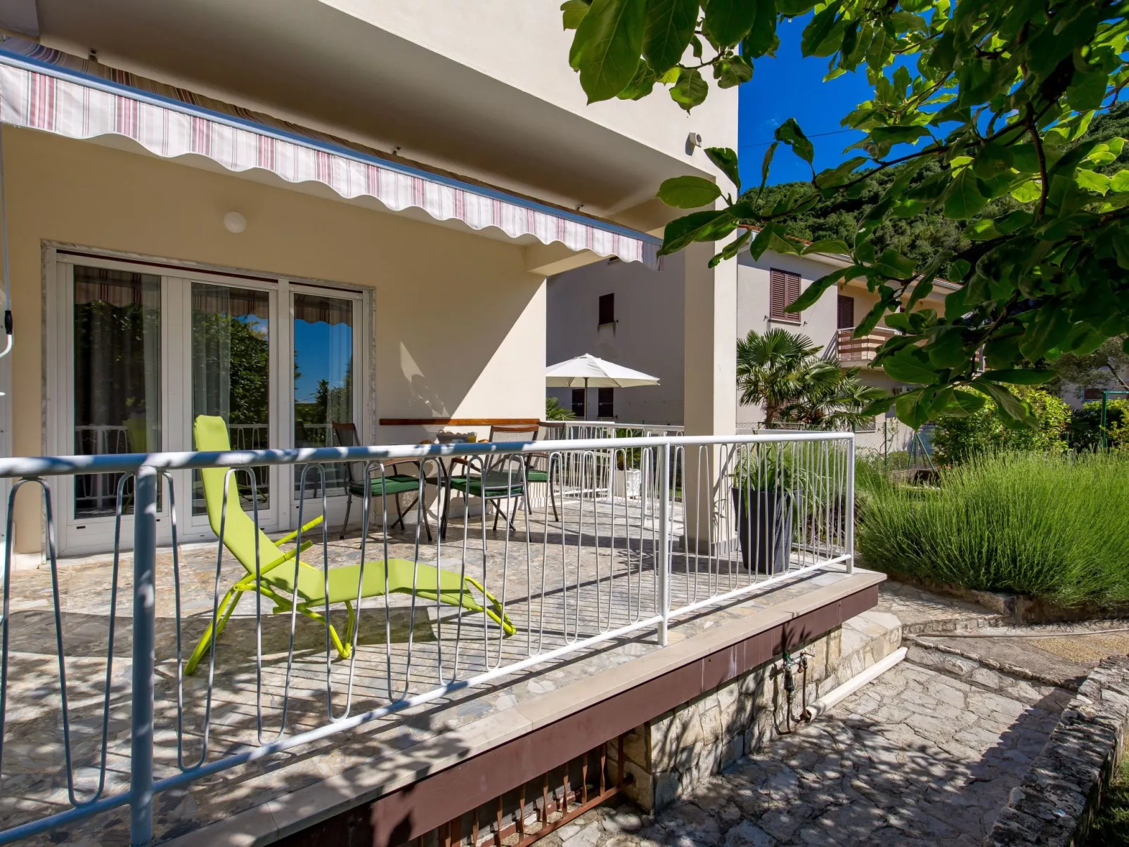 Wohnung "Zwillingsterrassen Gartenwohnung"-Buiten