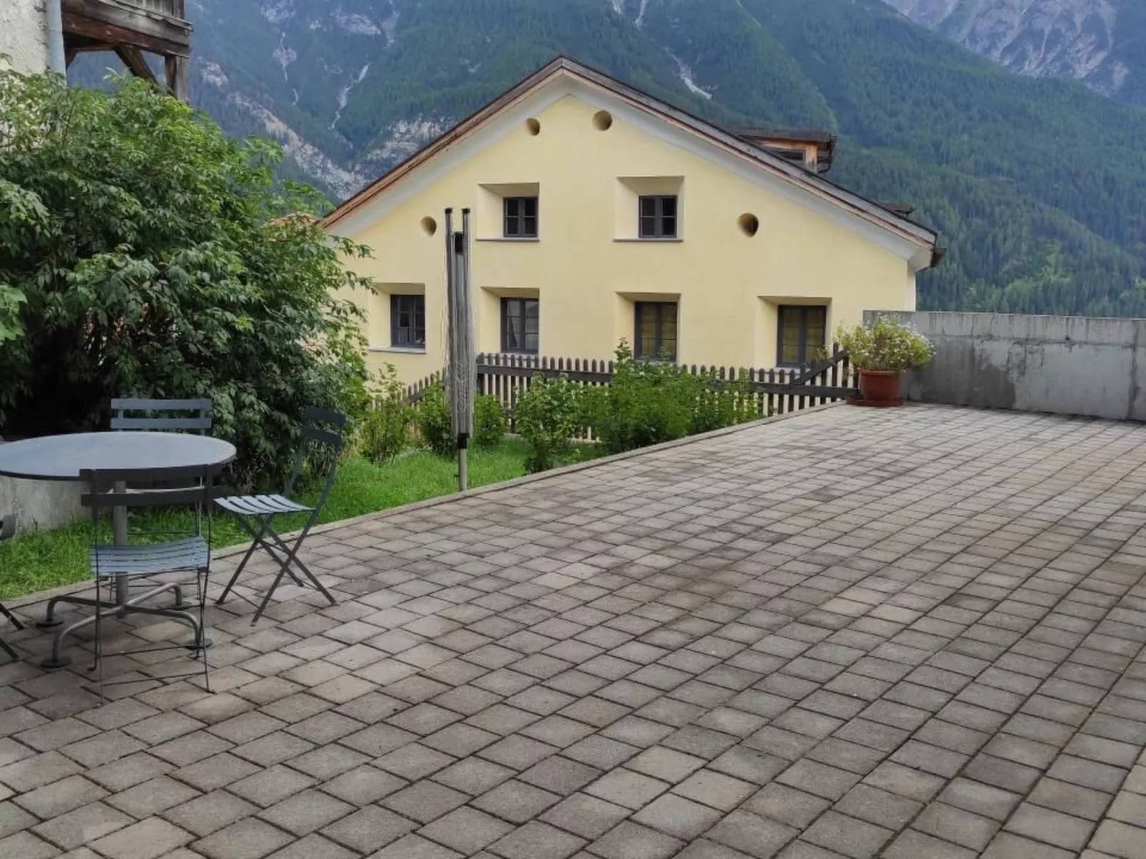 Chasina Bonavia - unvergessliche Ferien in Sent