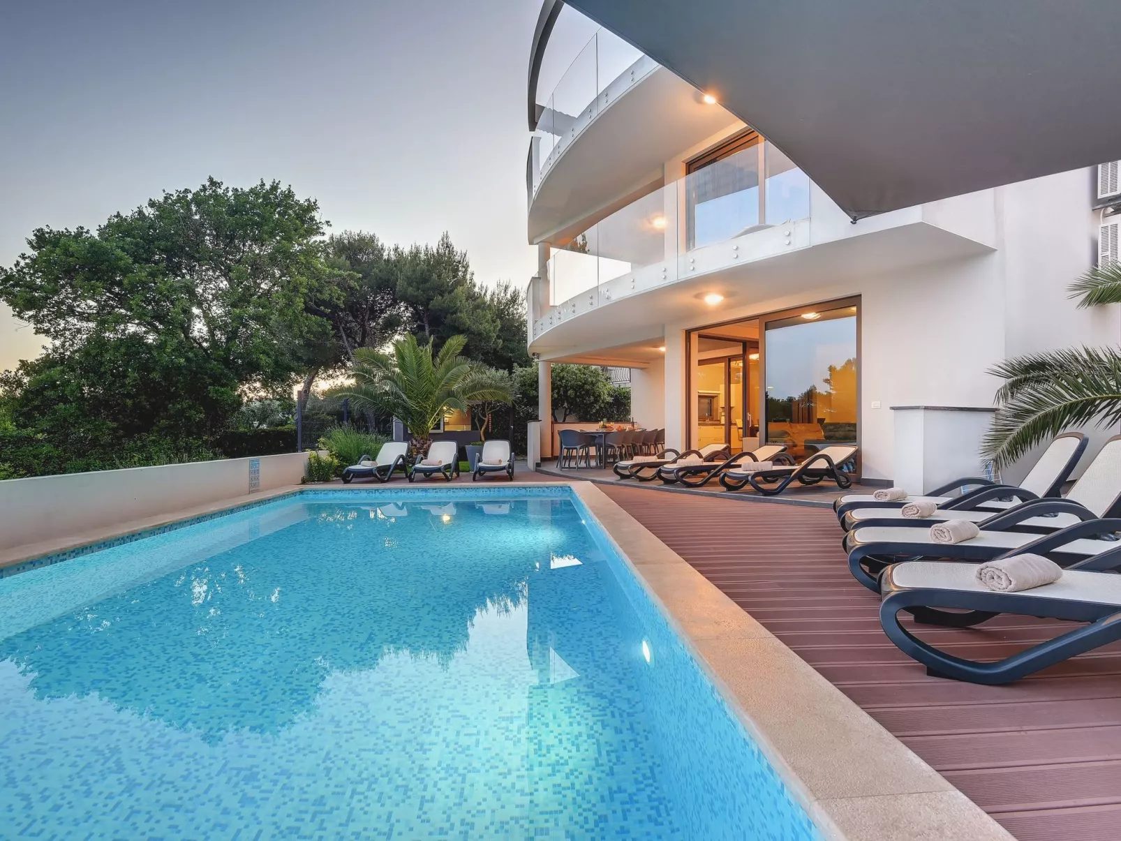 Ferienvilla Sunrise  mit Pool in Premantura-Buiten