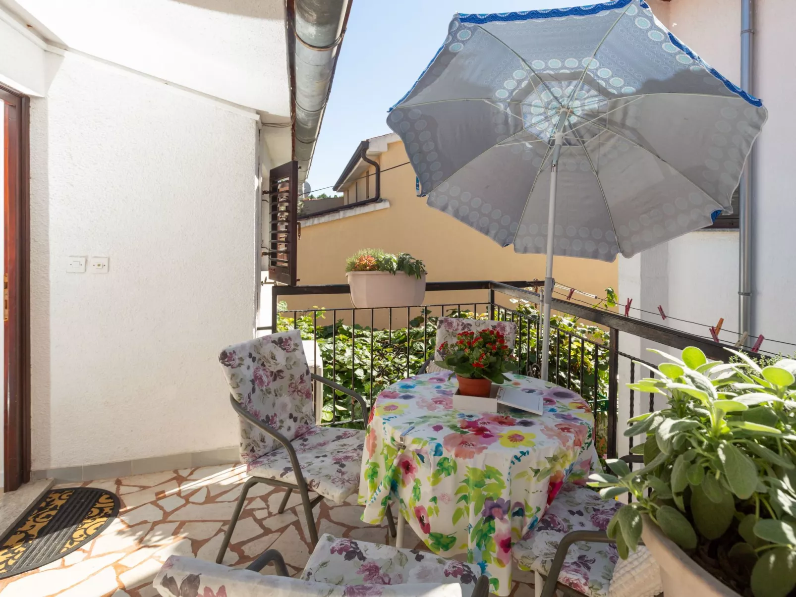 Rozi 4 in Strandnähe