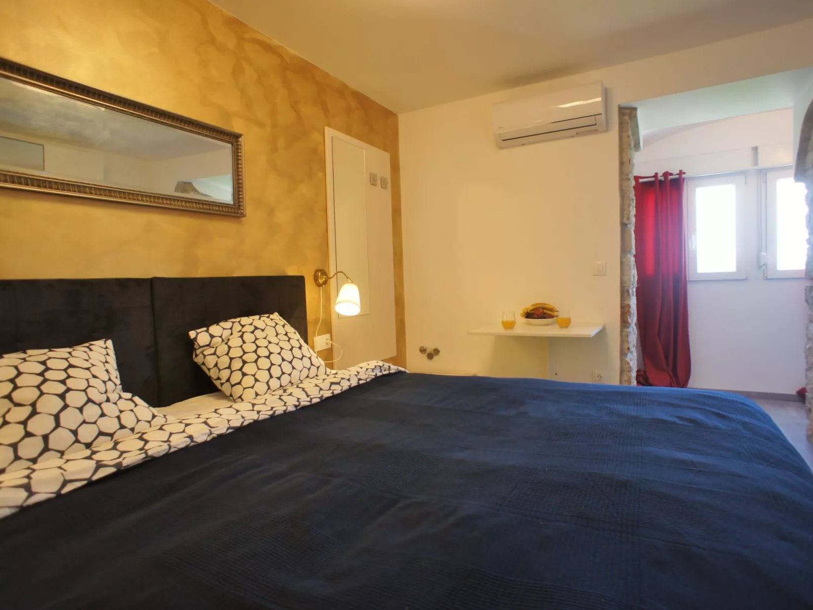 Stilvolle Wohnung in Arena mit großer Terrasse-Binnen