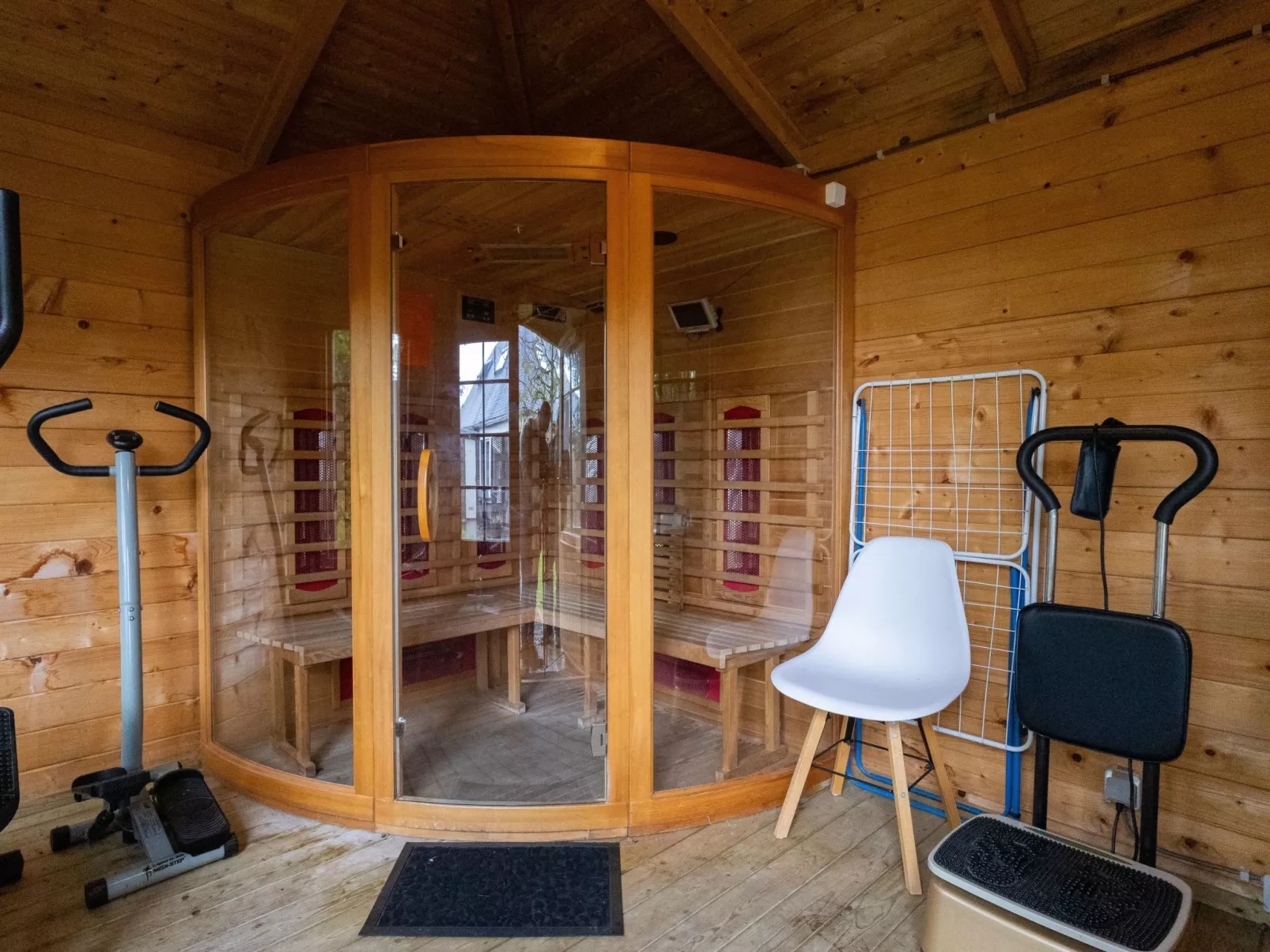 "Ferienhaus mit Jaccuzi"-Buiten