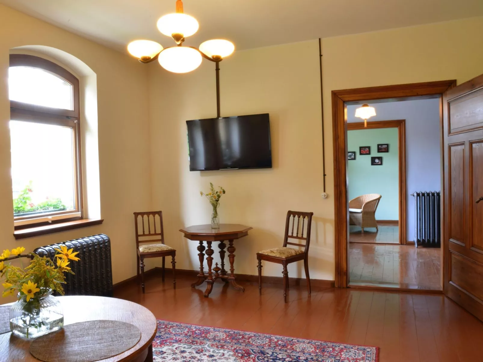 Luxuriöse Wohnung im denkmalgeschützten Bahnhof