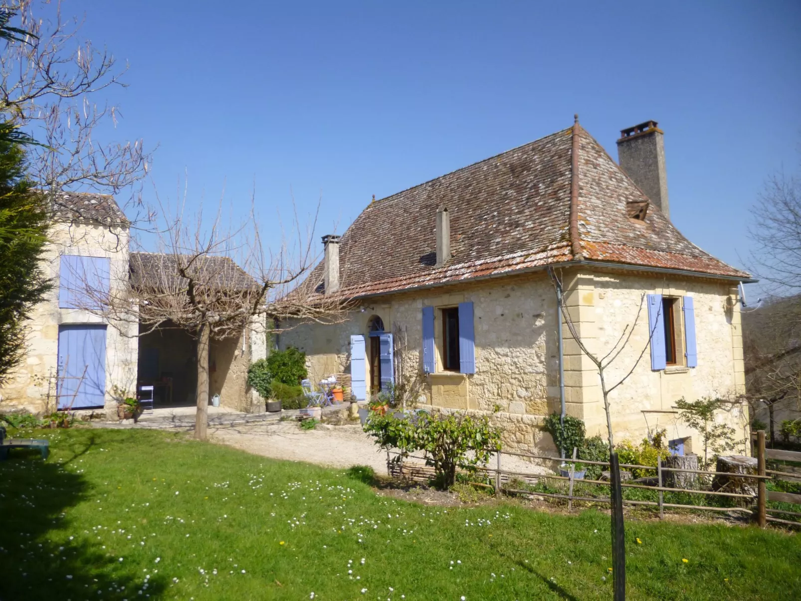 Fachwerkhaus "gitealienor perigord"