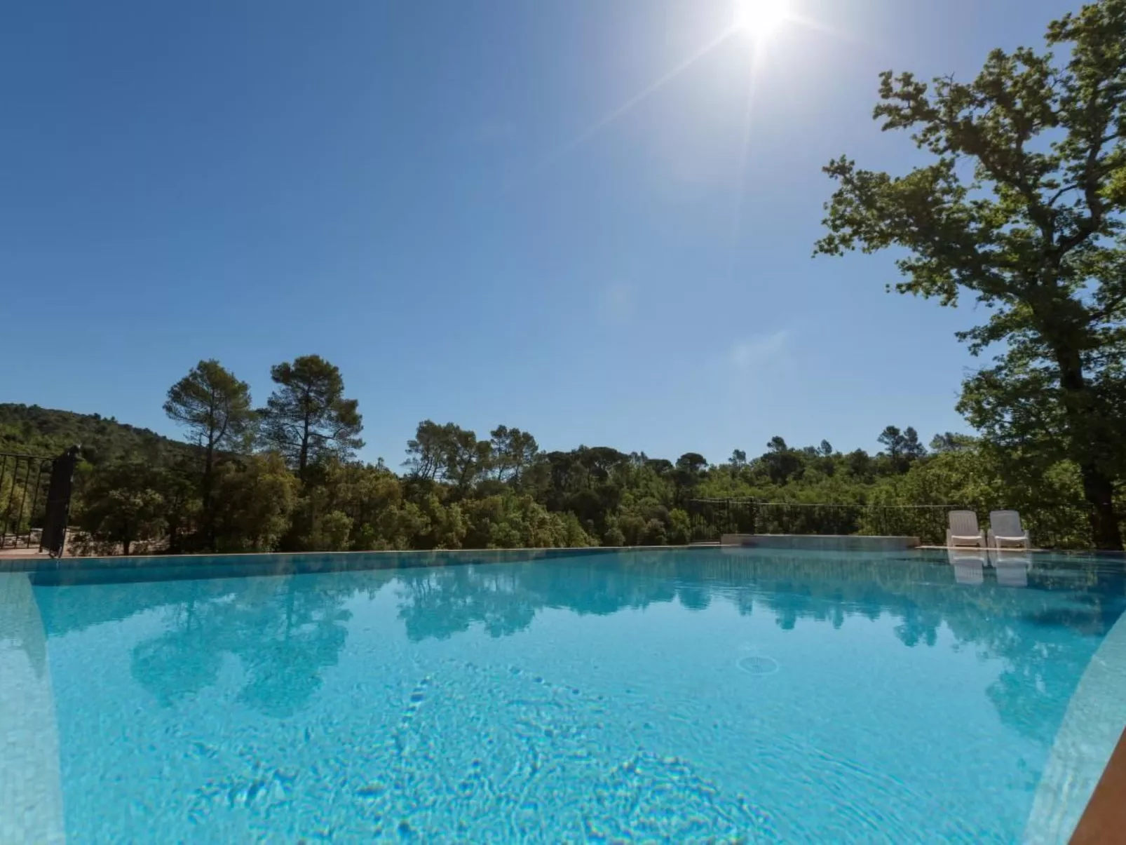 Gemütliches Studio inmitten von Weinbergen und Olivenbäumen