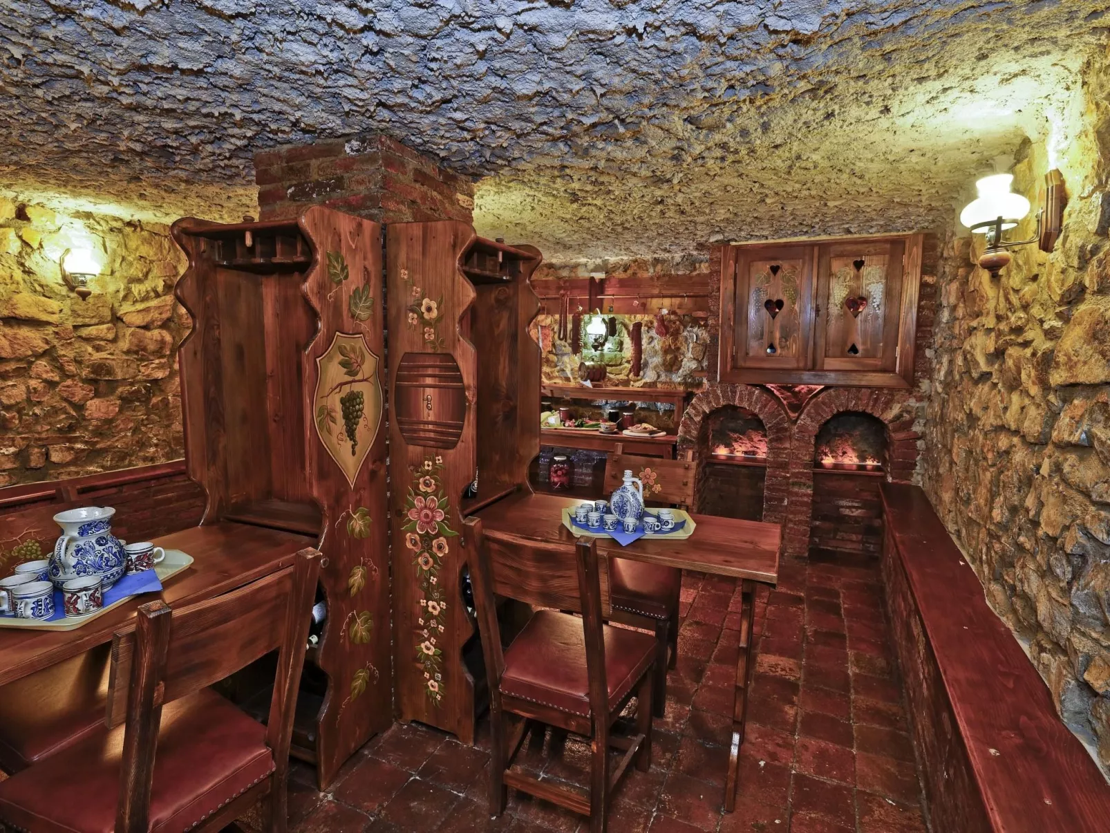 Kürzlich in eine Ferienvilla konvertiertes (2010), umfriedetes Haus aus der Sac