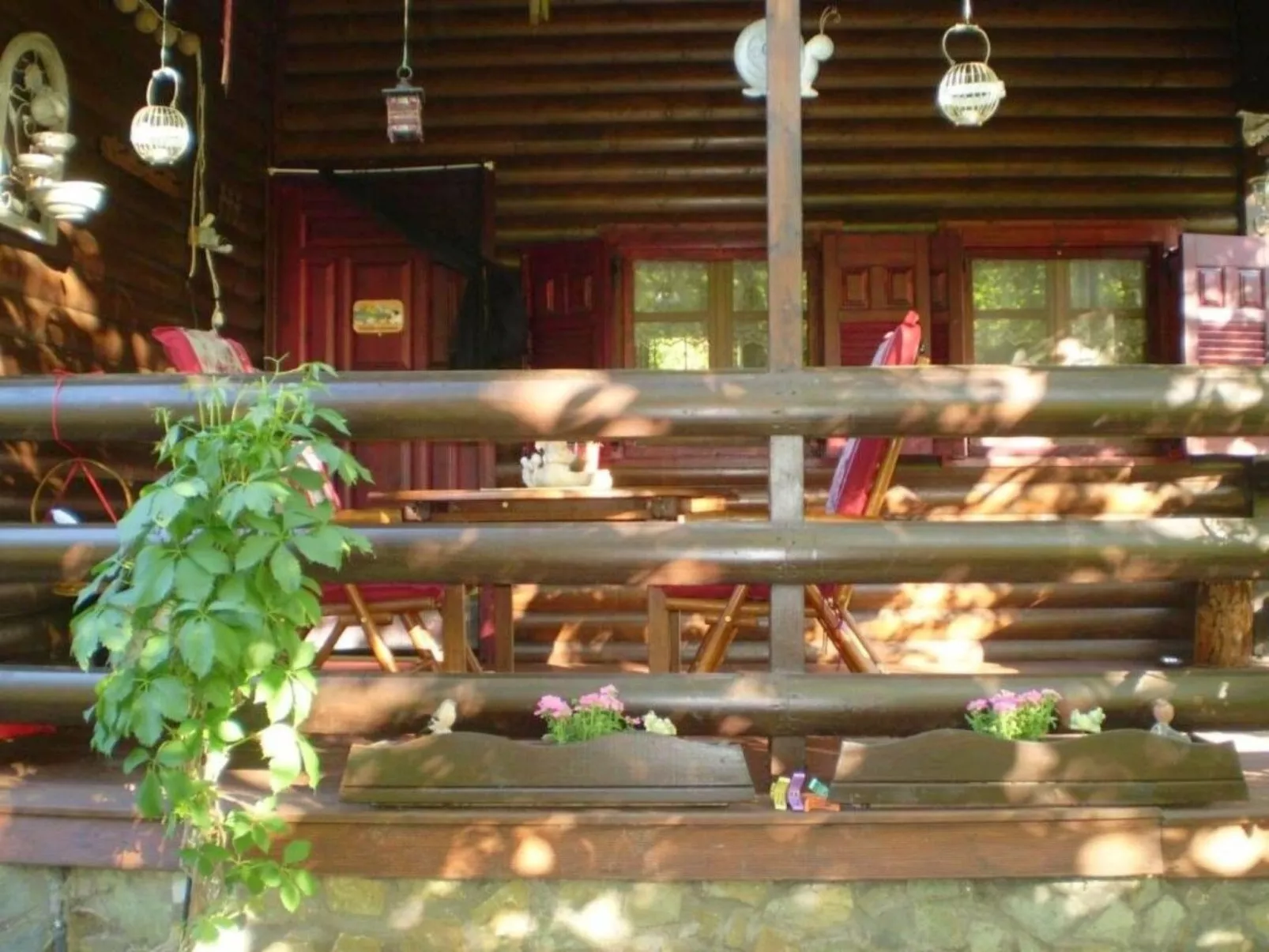 Landgut mit Garten, Grill und Terrasse-Buiten