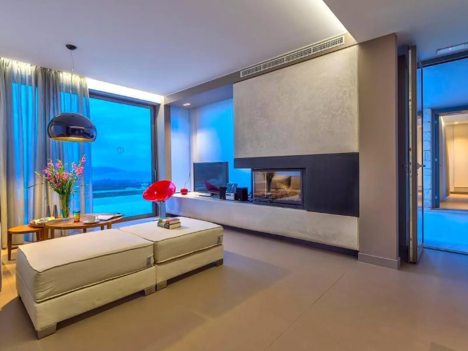 "Villa Charisma" mit eigenem Pool