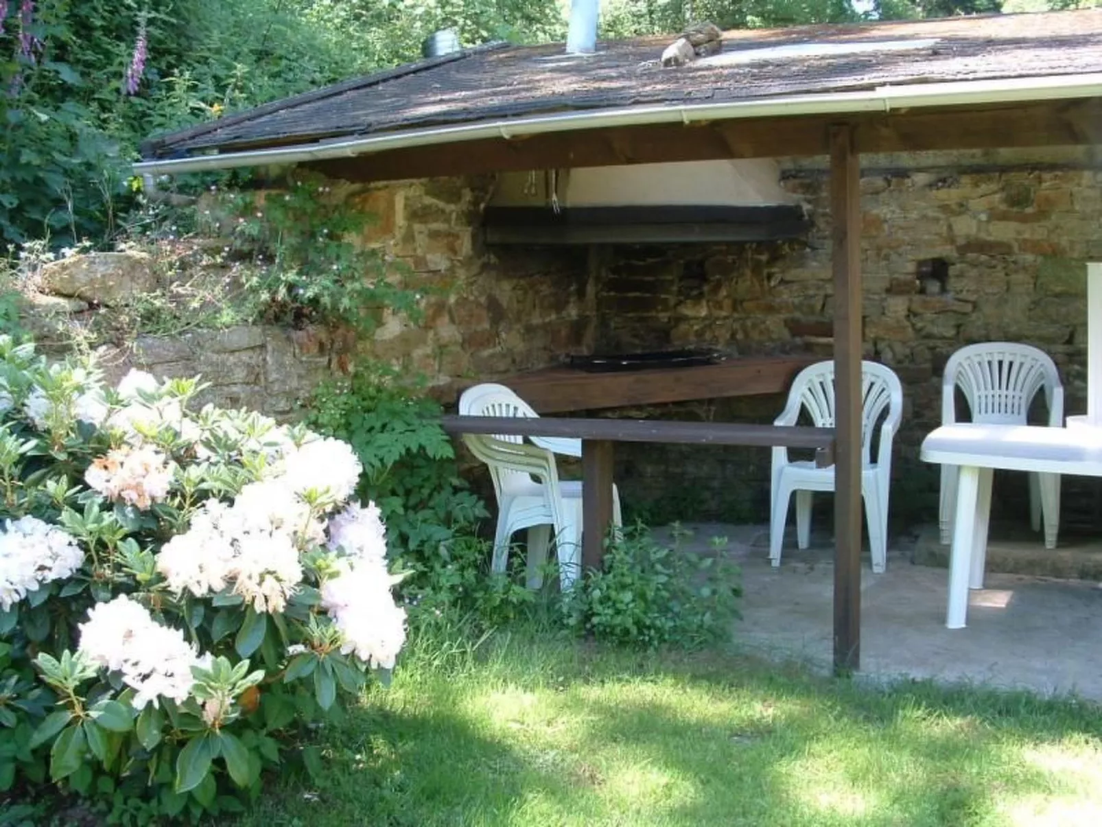 Unterkunft mit eigenem Garten und Blick auf den Fluss