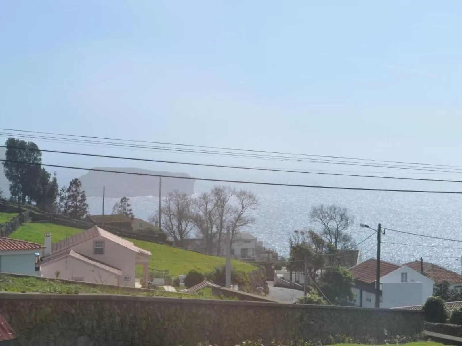 Große, komfortable Villa auf der Insel Terceira-Buiten