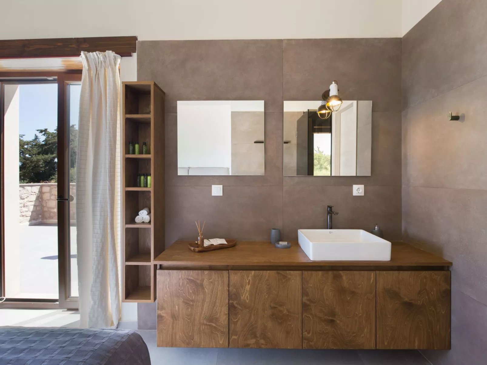 Brandneue Villa mit Meerblick, privatem Pool und Ping Pong-Binnen