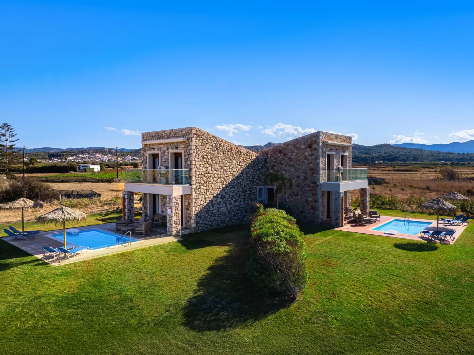 Einzigartige Steinvilla Diagoras-Binnen