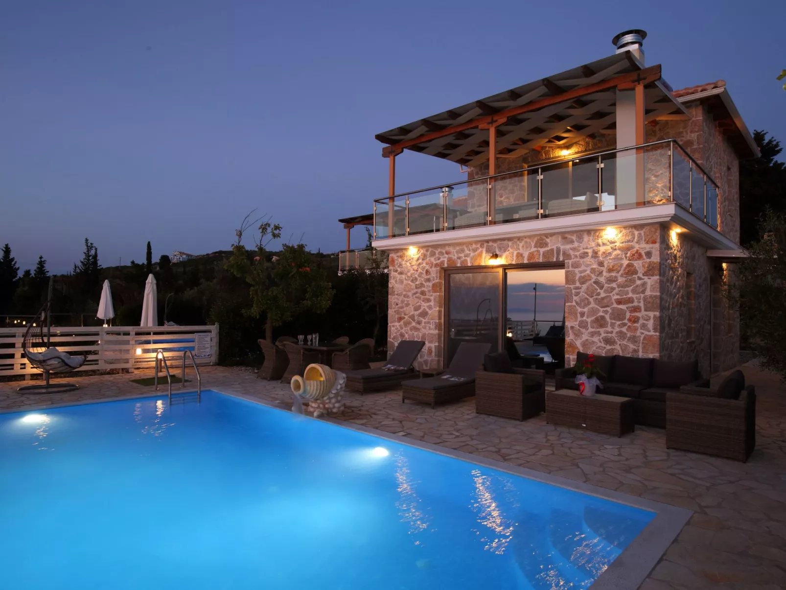 Luxuriöse Steinvilla Angela in der Nähe von Kathisma