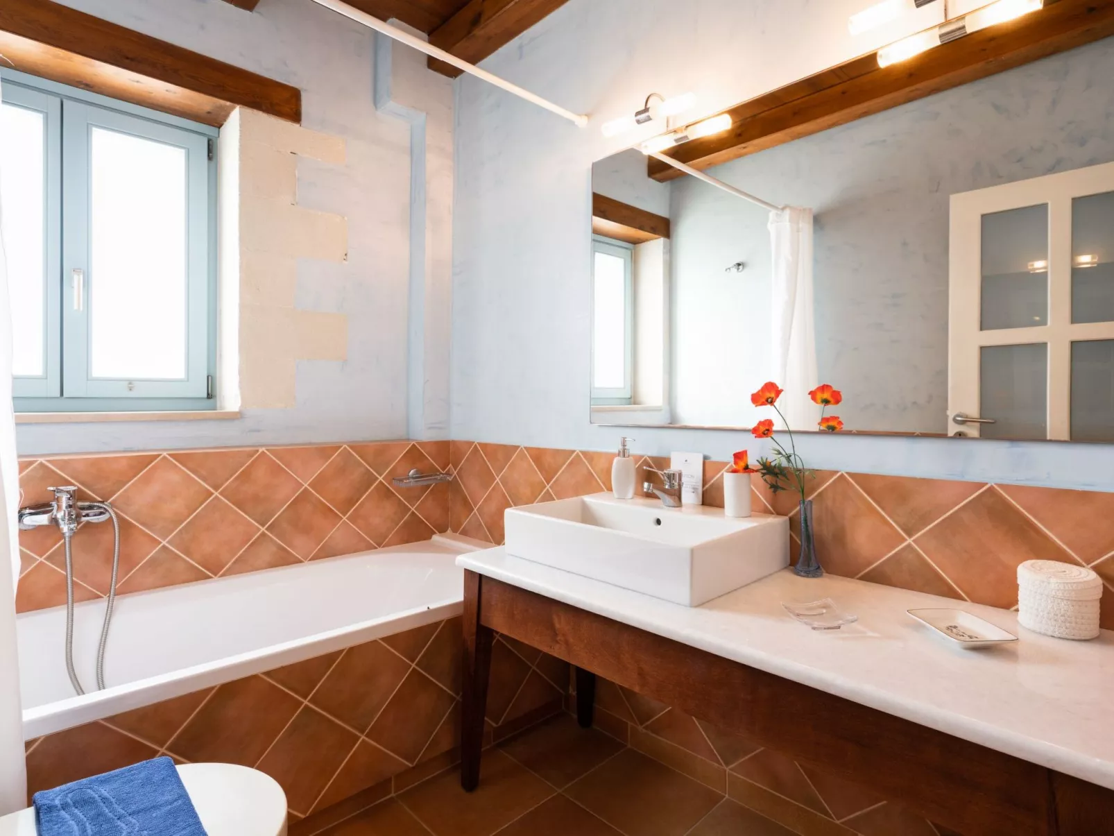 Villa am Strand mit privatem Pool und Tischtennisplatte-Binnen